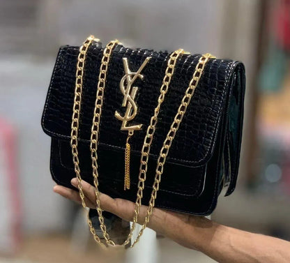 Women's Leather Textured Hand Bag